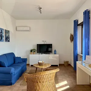 Apartment Sea Breeze House